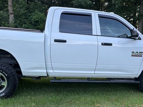Used 2015 RAM 2500 Tradesman AWD/4WD image 5