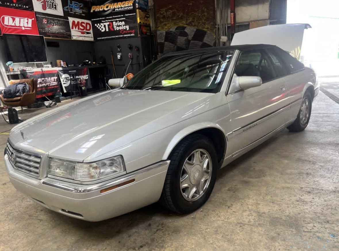 Used 1999 Cadillac Eldorado w/ Comfort/Convenience Pkg FWD image 4