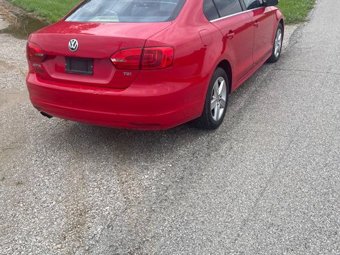 Used 2011 Volkswagen Jetta TDI FWD image 4