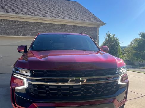 Used 2021 Chevrolet Tahoe Z71 w/ Rear Media and Nav Package AWD/4WD image 8