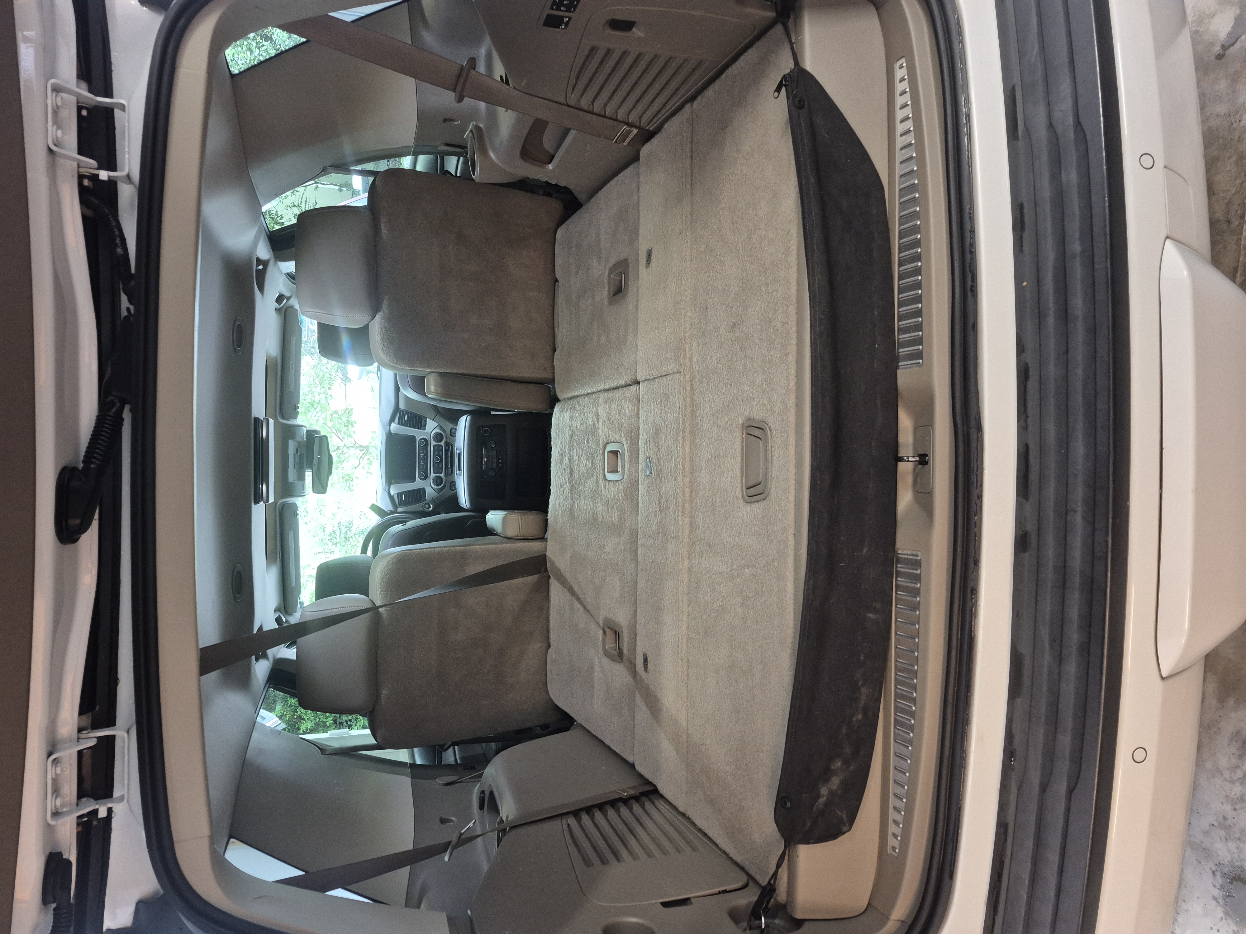 Used 2015 GMC Yukon SLT w/ Open Road Package RWD image 23