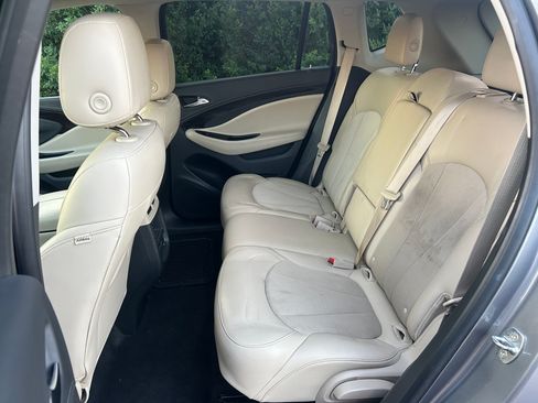 Used 2019 Buick Envision Preferred FWD image 17