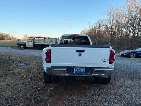 Used 2007 Dodge Ram 3500 Truck Laramie image 5