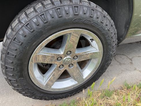 Used 2012 RAM 1500 Express image 19