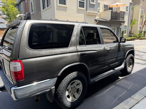 Used 1998 Toyota 4Runner SR5 AWD/4WD image 6