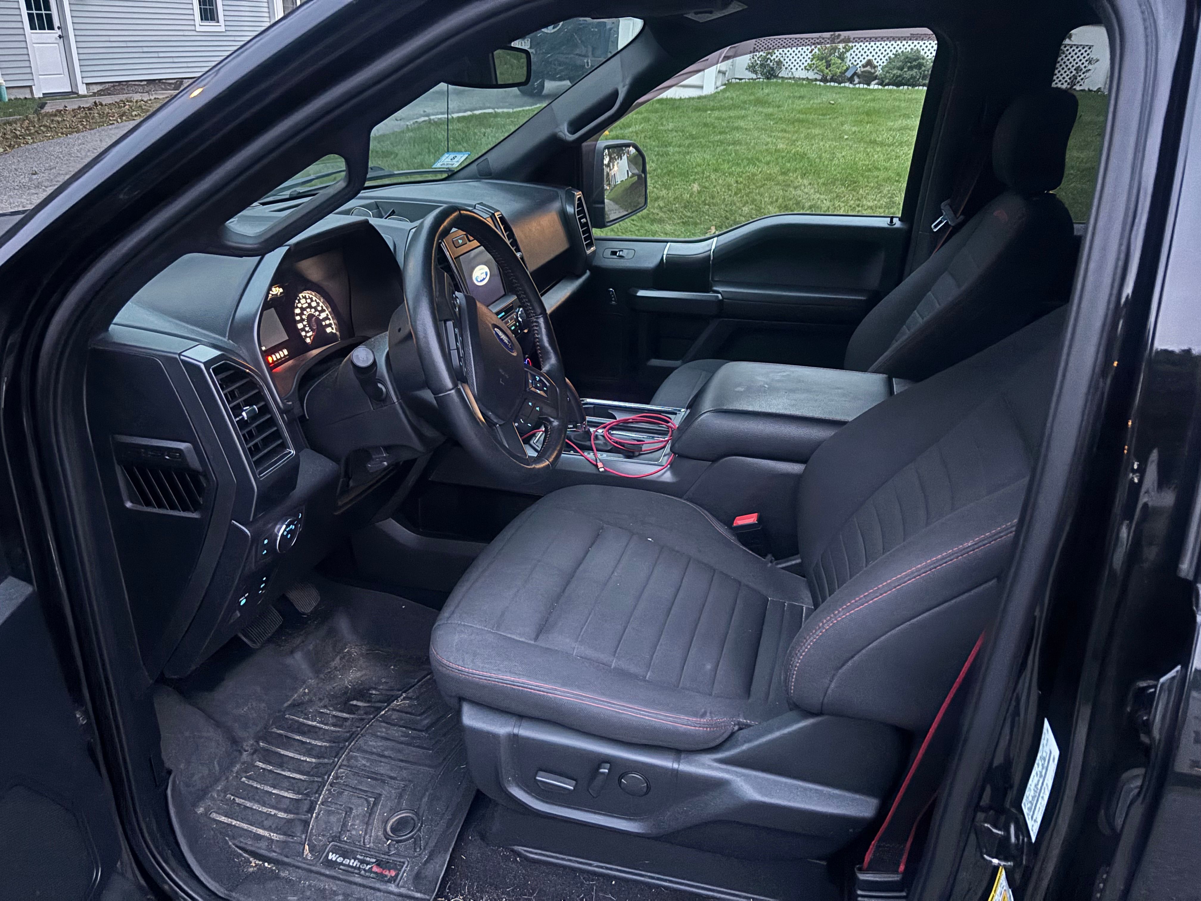 Used 2019 Ford F150 XLT w/ Equipment Group 302A Luxury AWD/4WD image 15