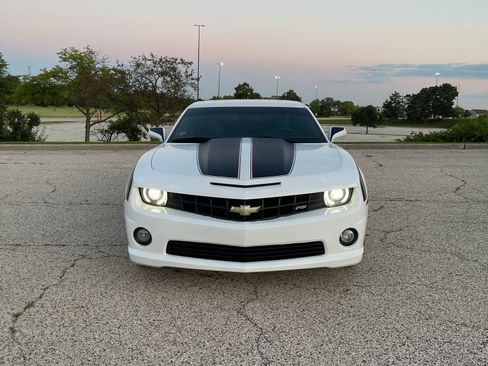Used 2011 Chevrolet Camaro LT w/ RS Package image 2