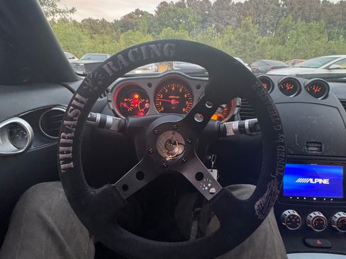 Used 2006 Nissan 350Z Coupe RWD image 9