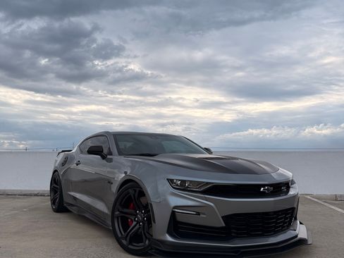 Used 2023 Chevrolet Camaro SS image 2