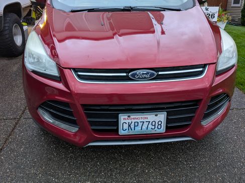 Used 2014 Ford Escape Titanium AWD/4WD image 5