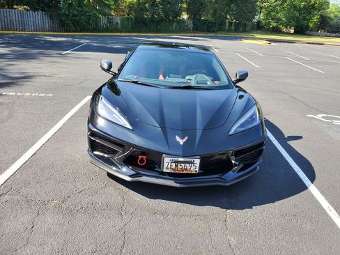 Used 2022 Chevrolet Corvette Stingray Preferred Cpe w/ Z51 Performance Package image 2