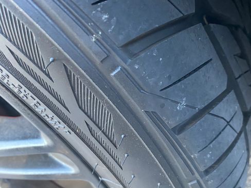 Used 2014 Porsche Cayenne GTS image 9