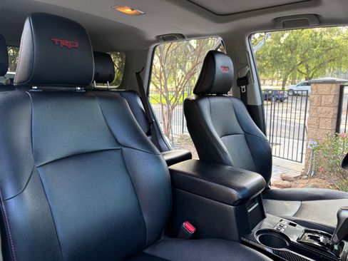 Used 2019 Toyota 4Runner TRD Off-Road Premium w/ Wilderness Package image 10