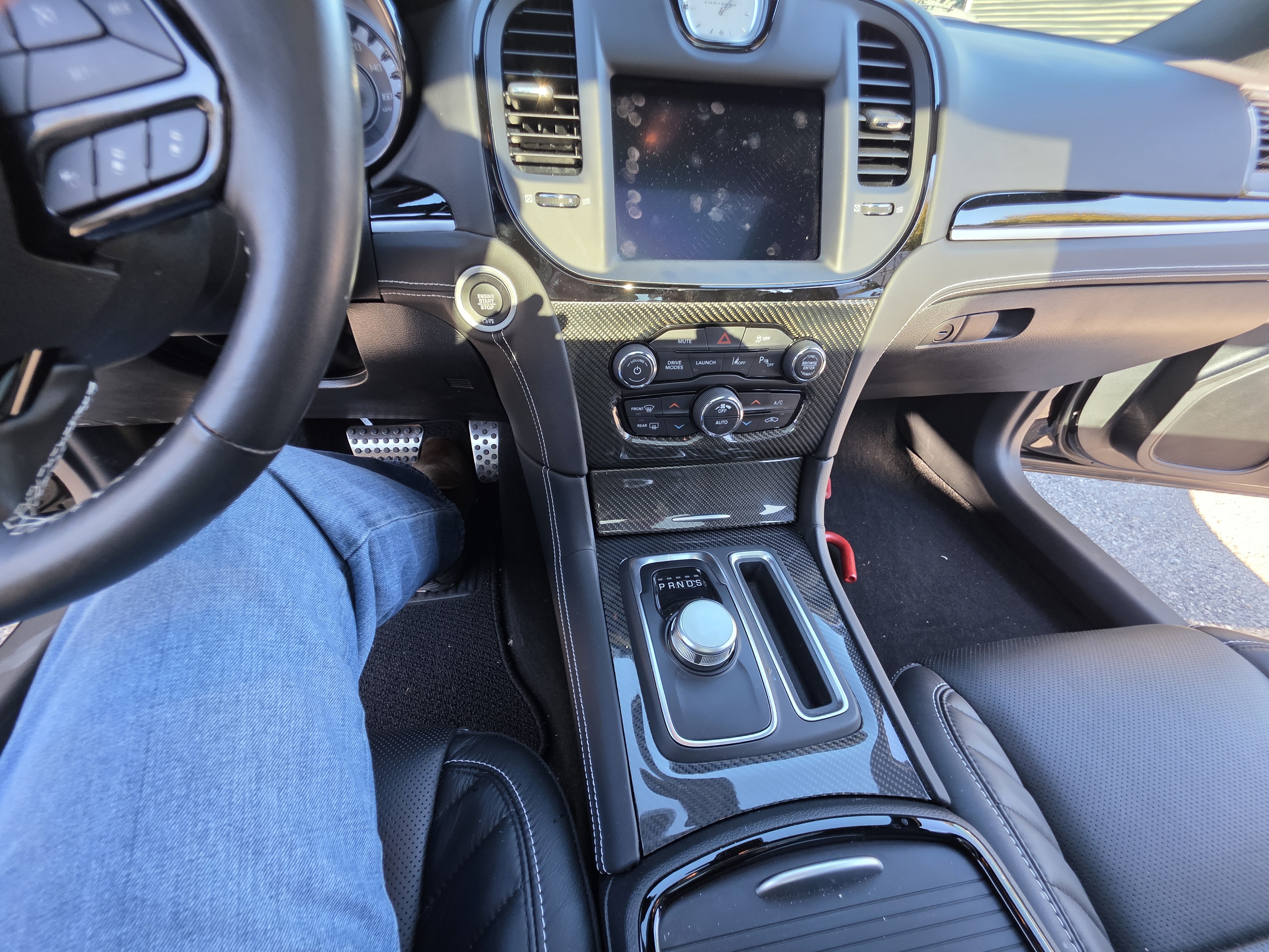 Used 2023 Chrysler 300 C RWD image 12