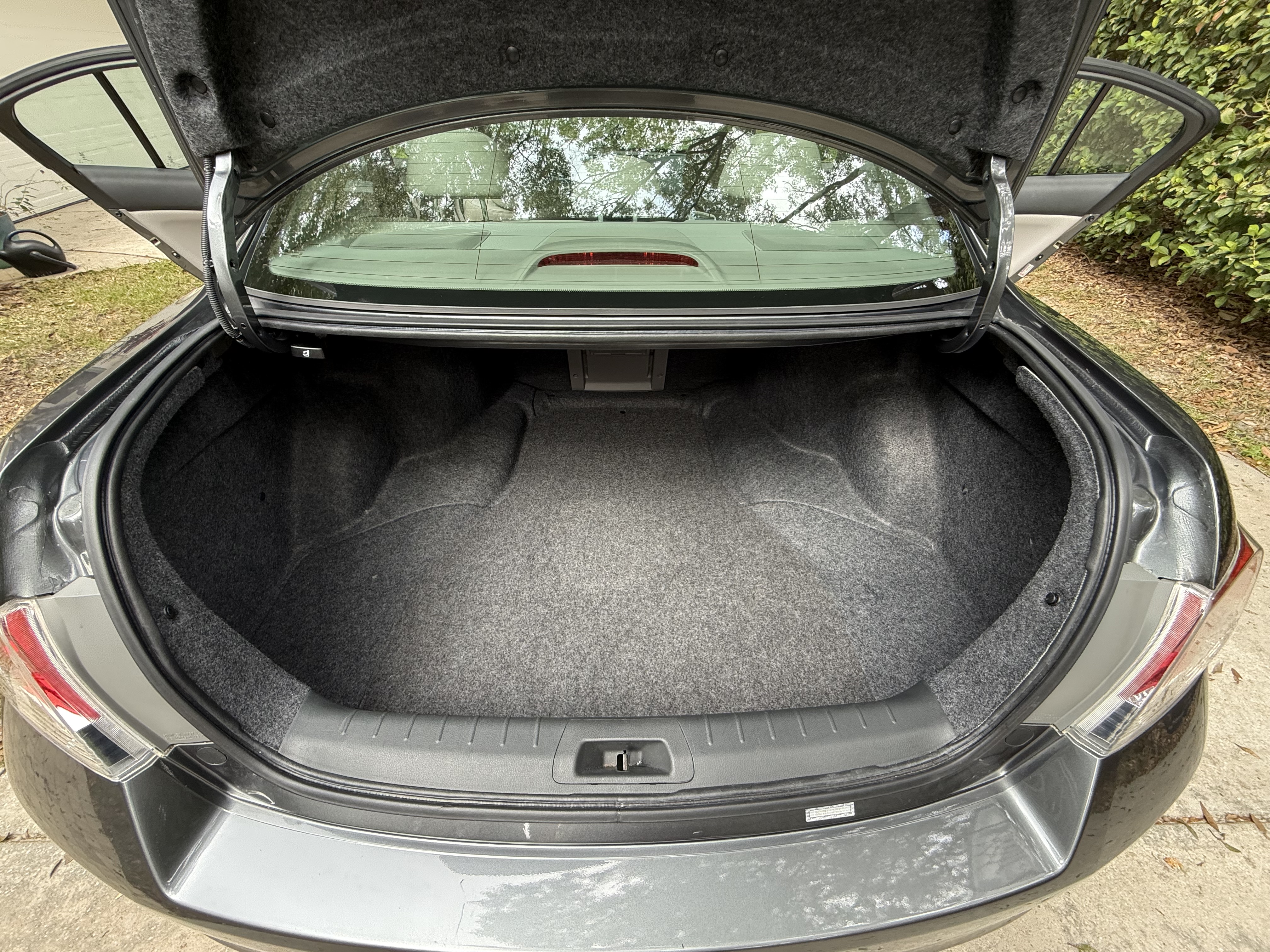 Used 2012 Honda Accord EX-L image 11