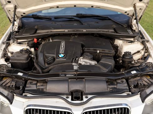 Used 2012 BMW 335i Convertible RWD image 16