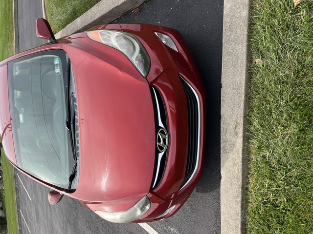 Used 2013 Hyundai Elantra GLS w/ Preferred Pkg FWD image 1