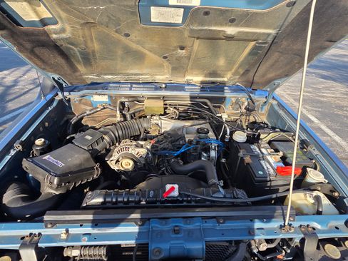 Used 1993 Mitsubishi Montero RS image 8