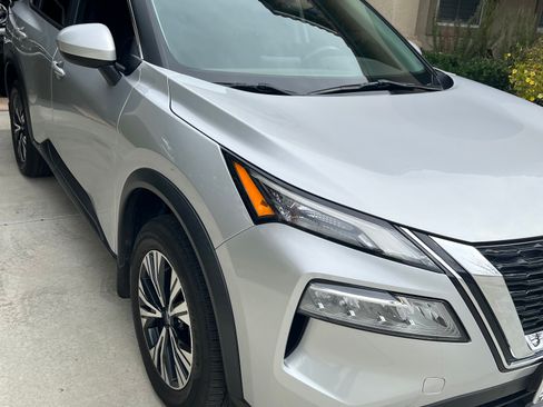 Used 2023 Nissan Rogue SV w/ SV Premium B Package image 1