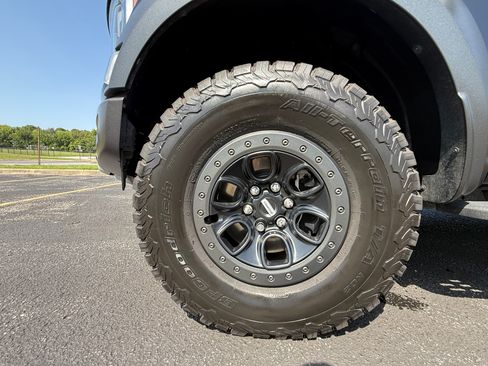 Used 2021 Ford F150 Raptor w/ Equipment Group 801A High AWD/4WD image 13