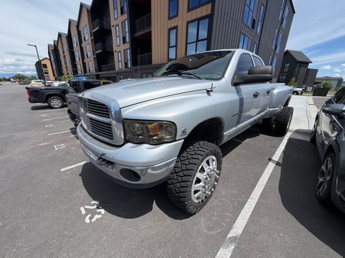 Used 2004 Dodge Ram 2500 Truck SLT w/ Trailer Tow Group AWD/4WD image 1