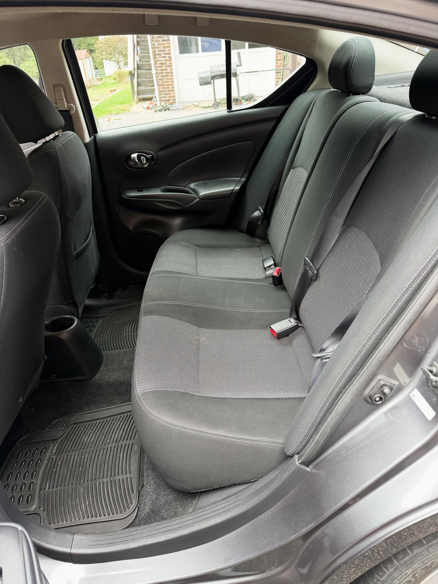 Used 2017 Nissan Versa SV FWD image 6
