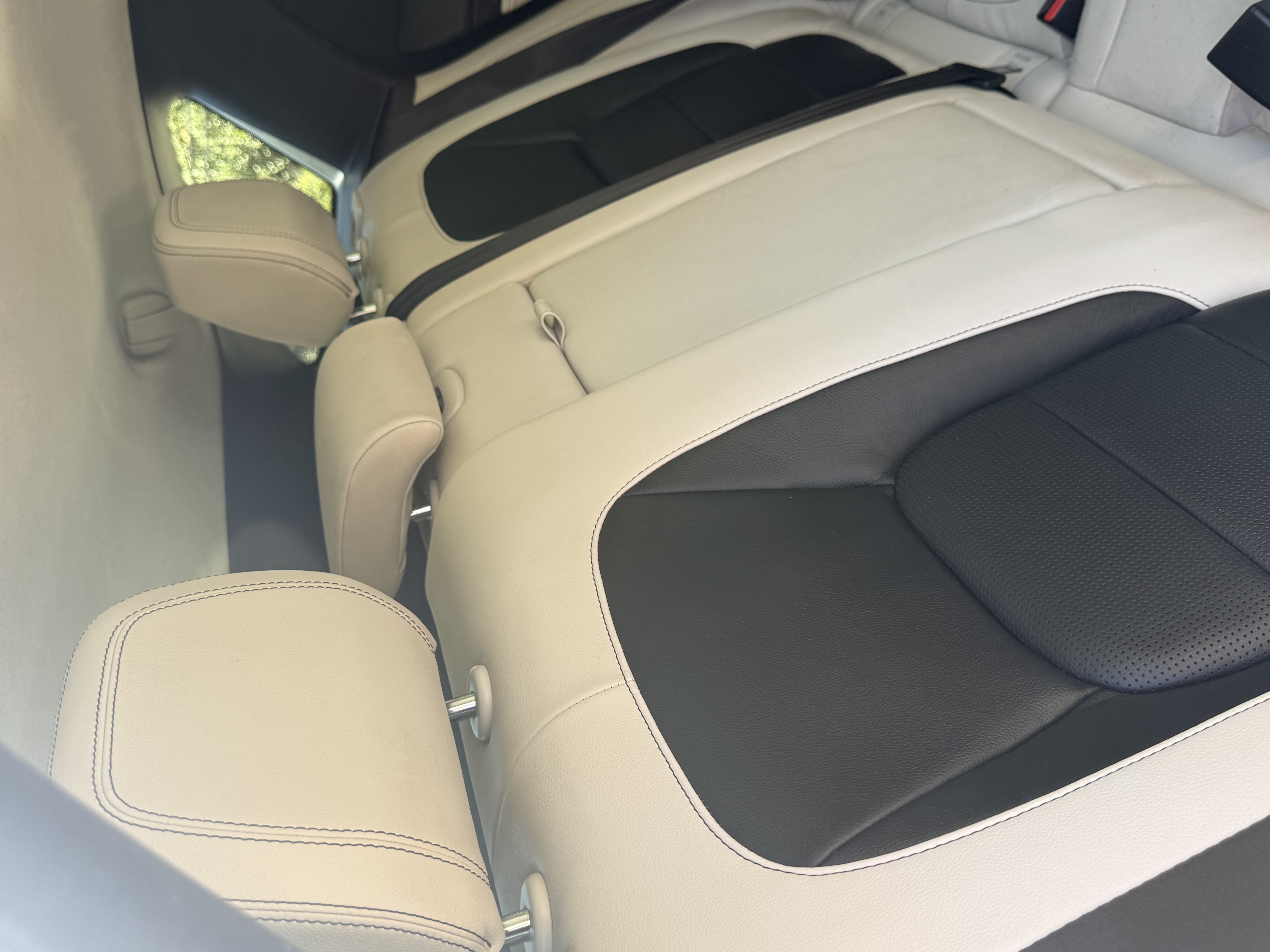 Used 2020 Jaguar F-PACE S AWD/4WD image 28