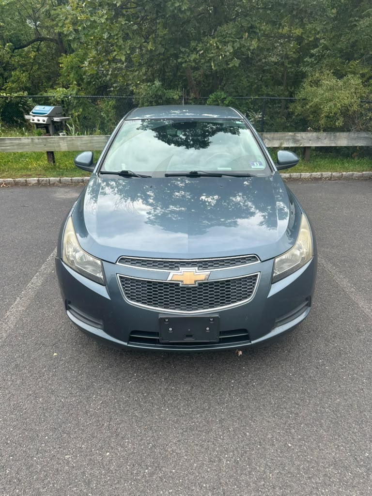 Used 2012 Chevrolet Cruze LT FWD image 5