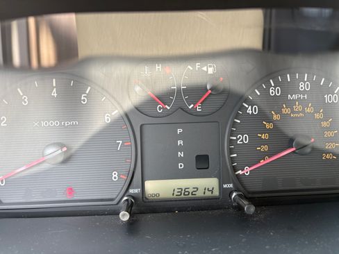 Used 2004 Hyundai Sonata FWD image 8