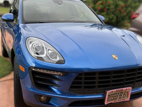 Used 2017 Porsche Macan S image 2