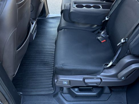 Used 2018 Honda Odyssey Elite image 9