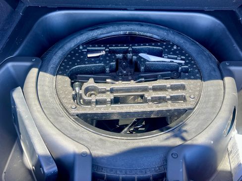 Used 2018 Jeep Grand Cherokee Trackhawk image 32