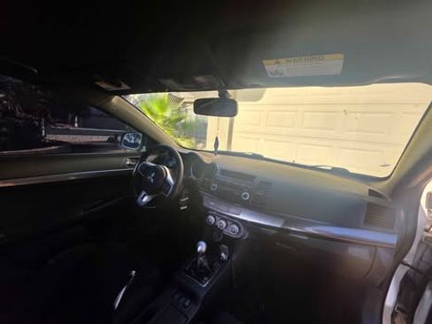 Used 2010 Mitsubishi Lancer Evolution GSR image 11