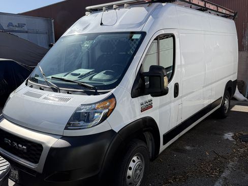 Used 2021 RAM ProMaster 2500 w/ Convenience Group image 1