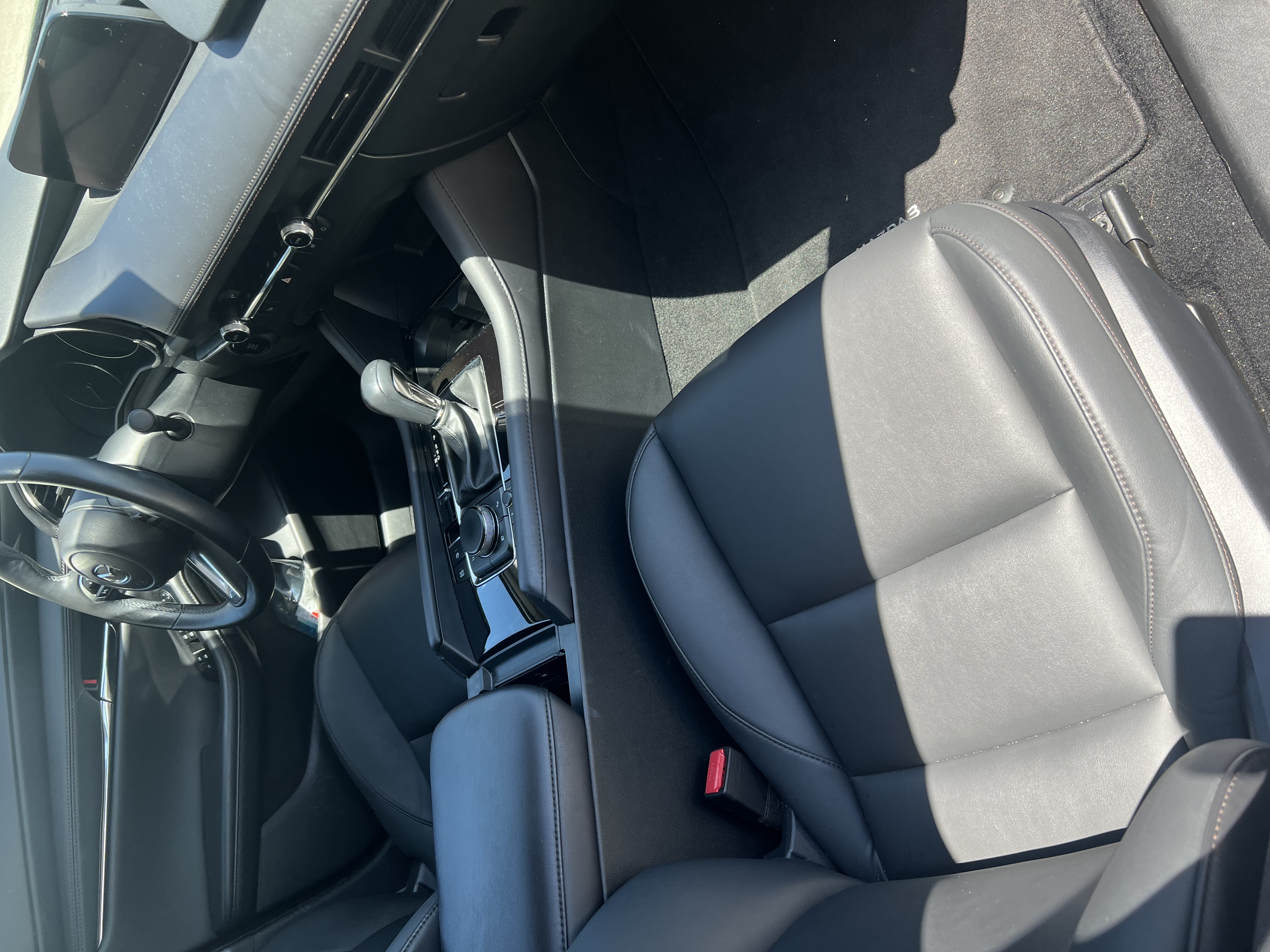 Used 2024 MAZDA MAZDA3 s FWD image 11