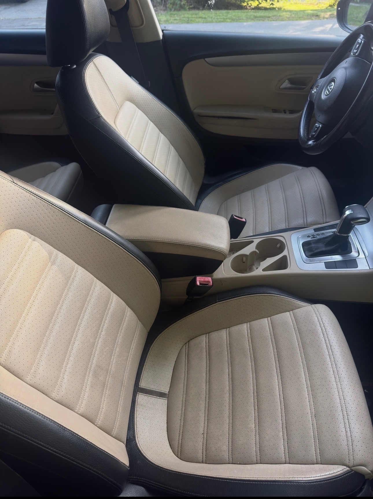 Used 2010 Volkswagen CC Sport FWD image 3
