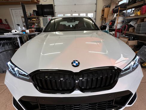 Used 2024 BMW 330i Sedan w/ M Sport Package RWD image 1