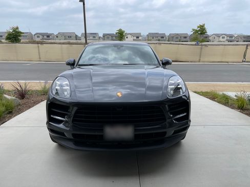 Used 2019 Porsche Macan S AWD/4WD image 2
