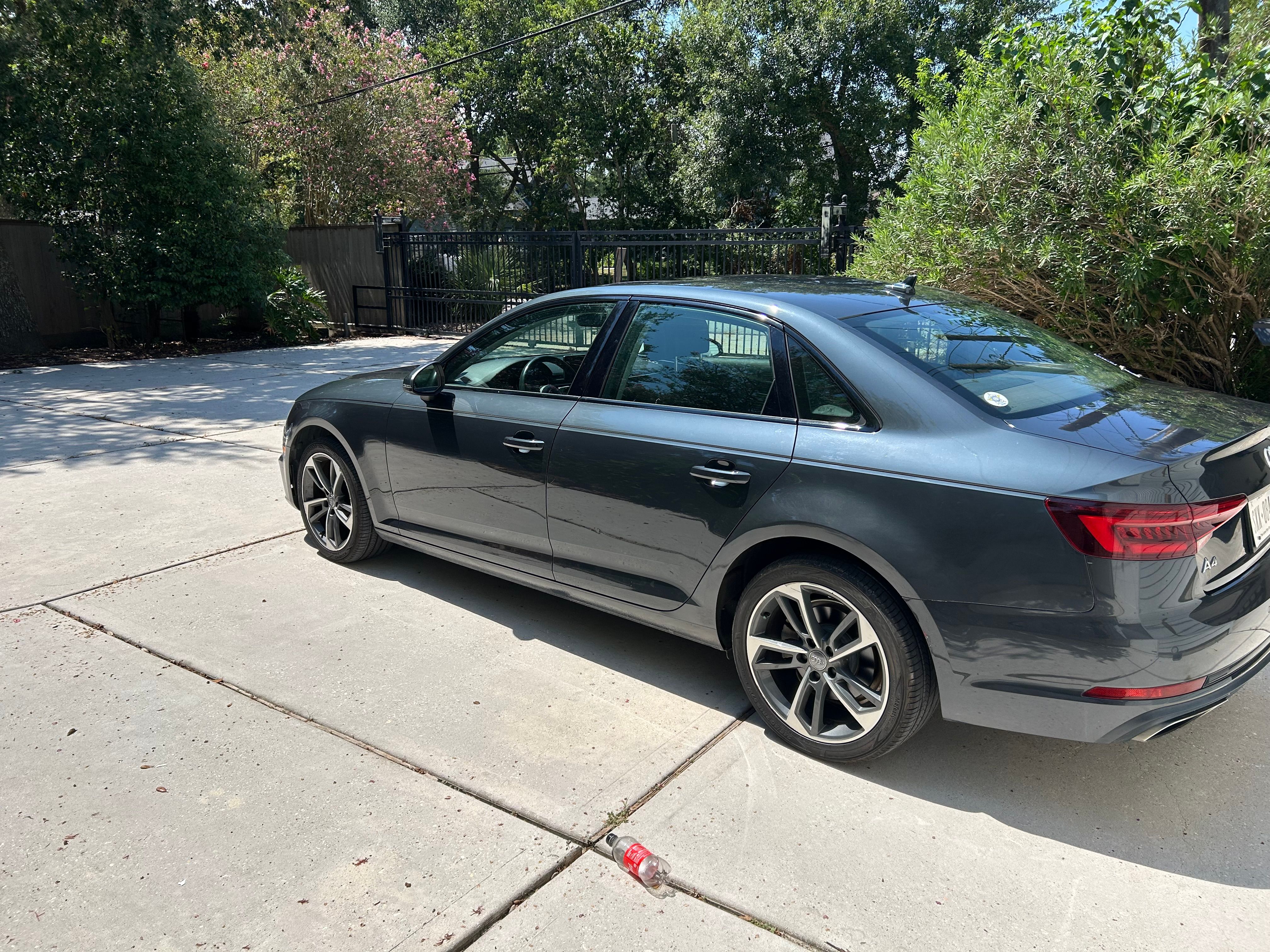 Used 2019 Audi A4 2.0T Premium FWD image 4