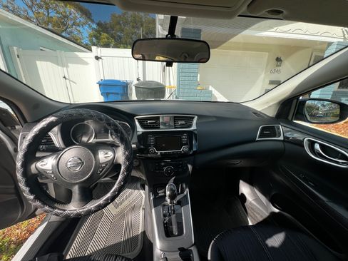 Used 2018 Nissan Sentra SV w/ Protection Package image 9