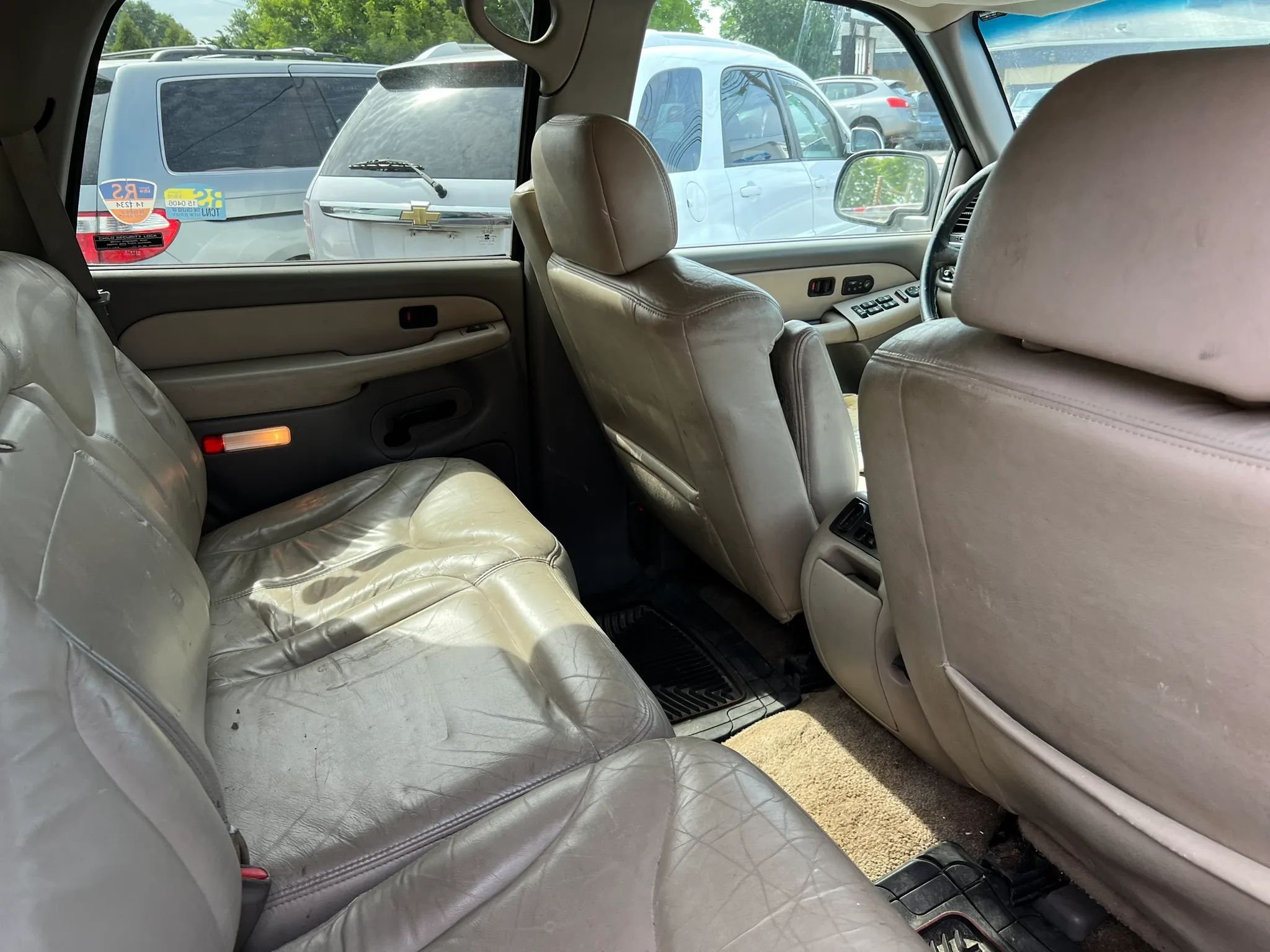 Used 2001 GMC Yukon SLT AWD/4WD image 15