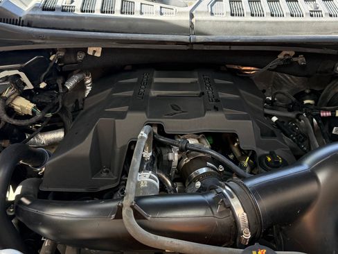 Used 2018 Ford F150 Lariat AWD/4WD image 30
