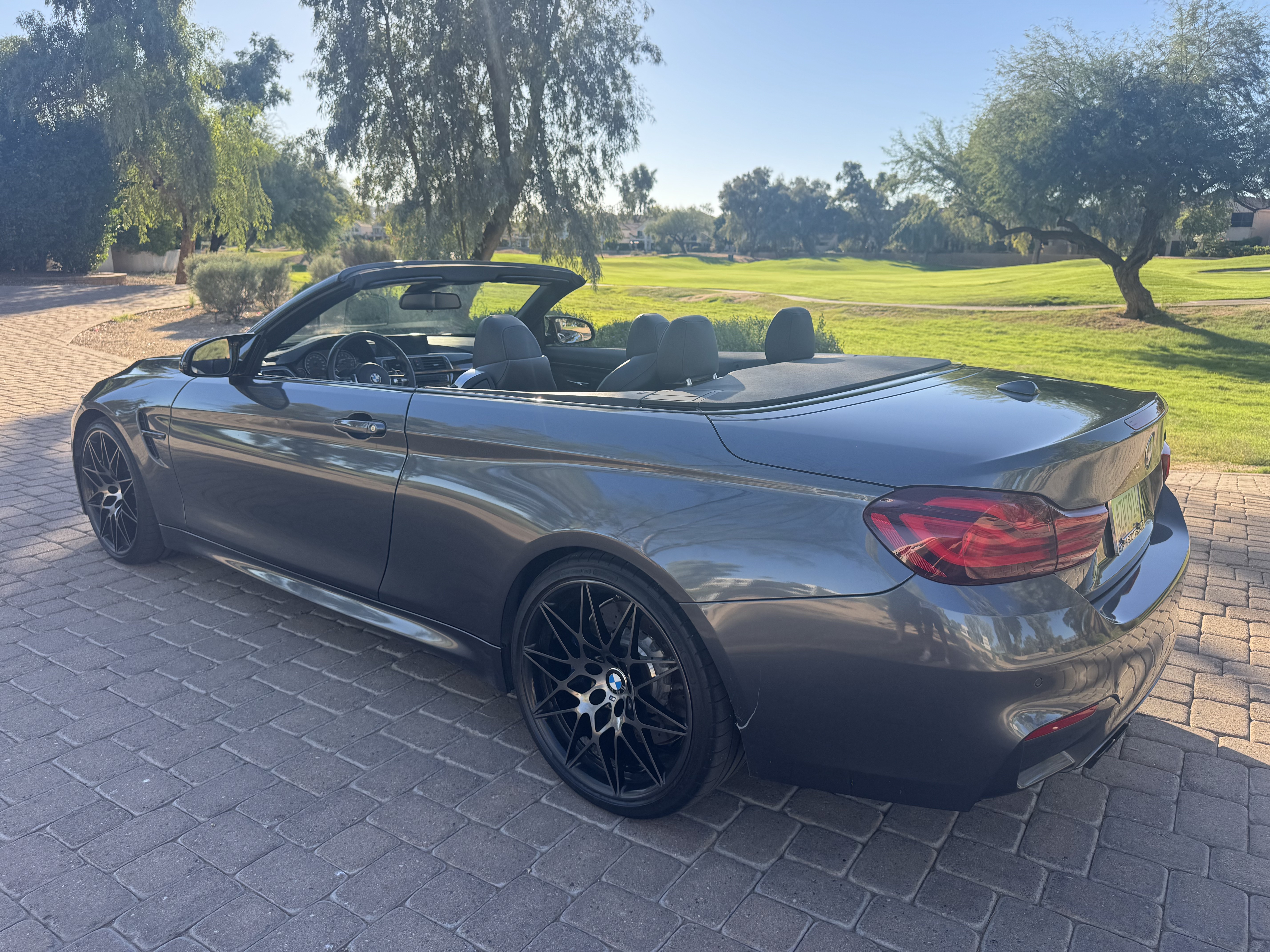 Used 2020 BMW M4 Convertible w/ Competition Package RWD image 2
