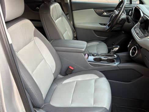 Used 2019 Chevrolet Blazer LT w/ LPO, Sport Package AWD/4WD image 9