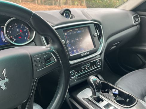 Used 2016 Maserati Ghibli image 5