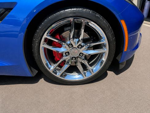 Used 2019 Chevrolet Corvette Stingray Coupe w/ 1LT RWD image 15