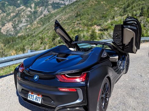 Used 2019 BMW i8 Roadster image 6