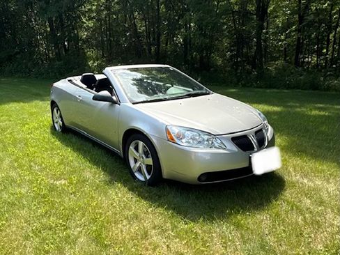Used 2007 Pontiac G6 GT w/ Sport Package FWD image 1