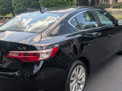 Used 2017 Acura ILX FWD image 5