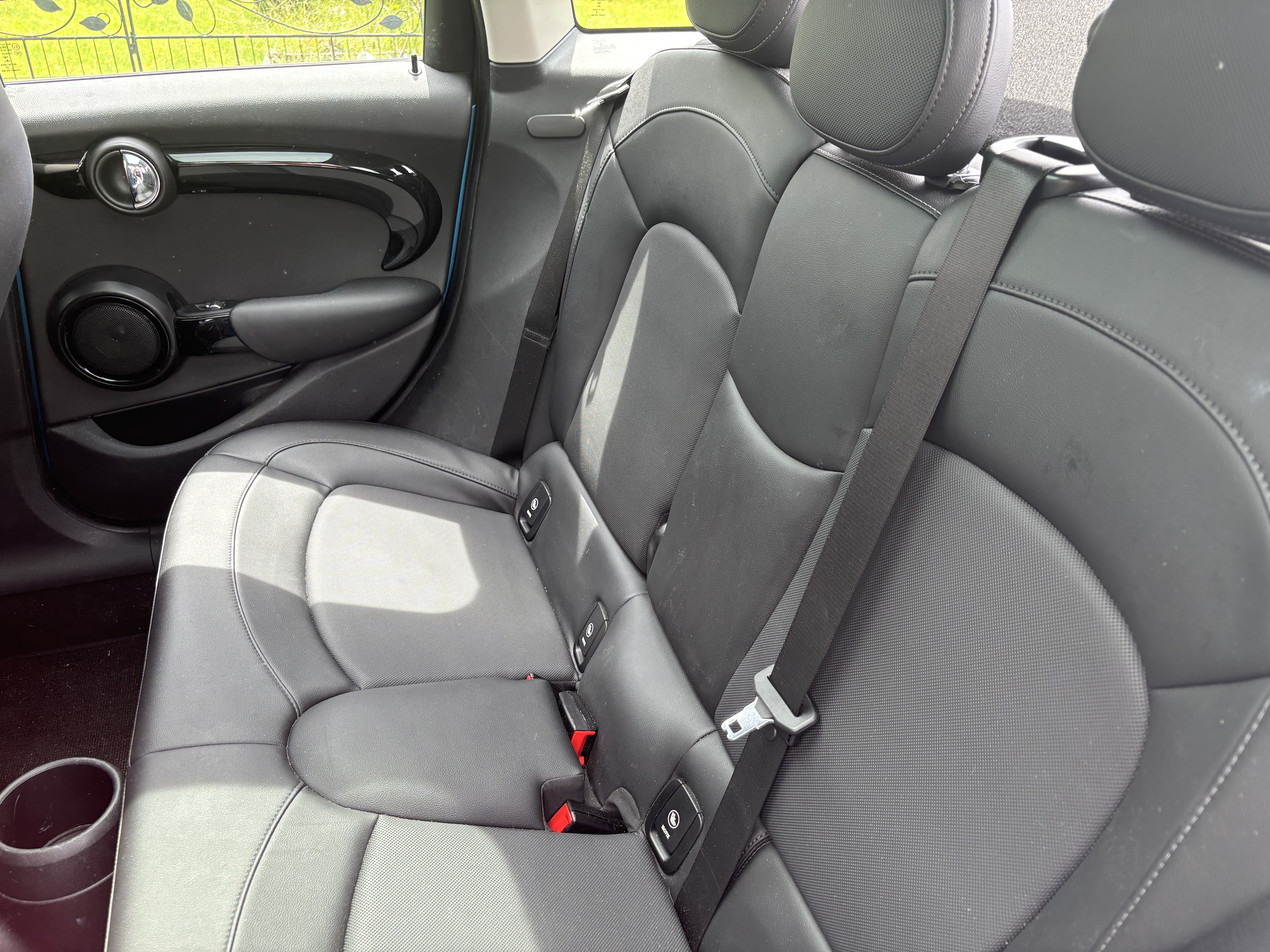 Used 2019 MINI Cooper 4-Door Hardtop FWD image 10